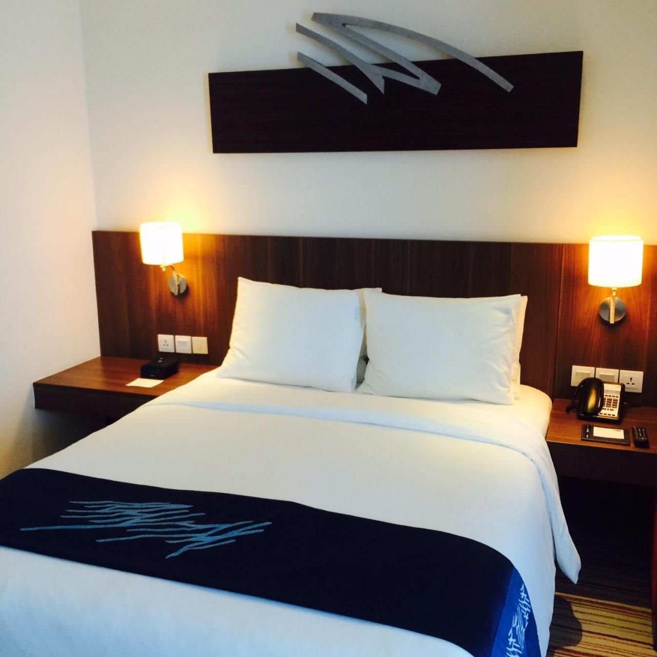 Holiday Inn Express Jakarta Pluit Citygate By Ihg Extérieur photo