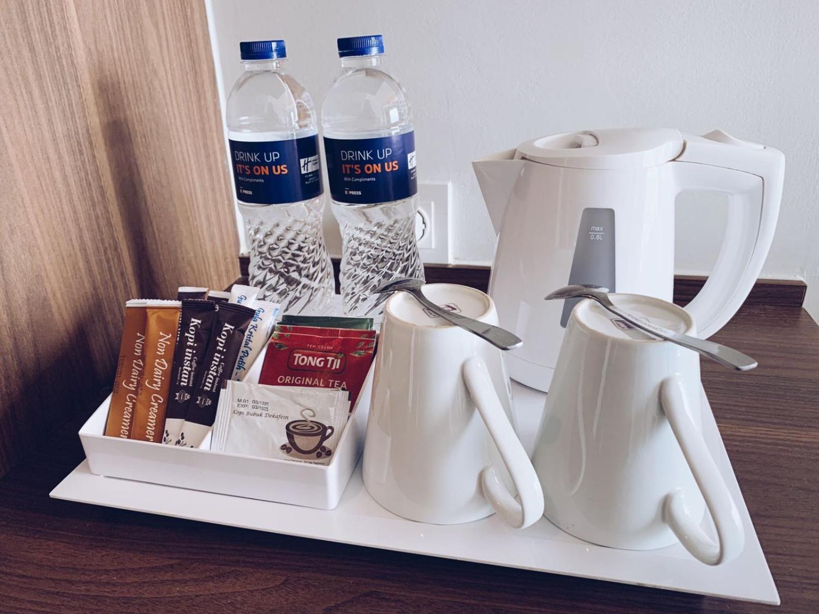Holiday Inn Express Jakarta Pluit Citygate By Ihg Extérieur photo
